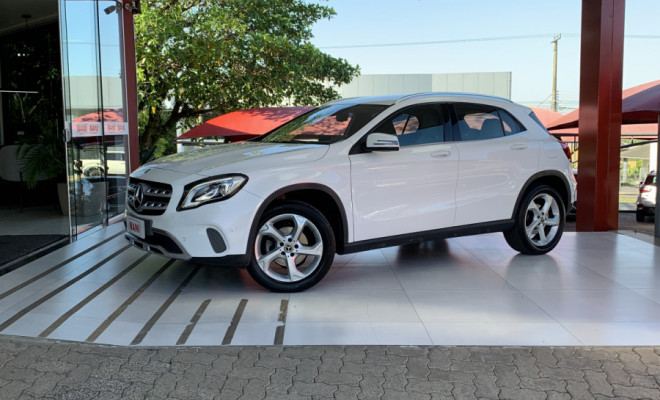 Mercedes-Benz GLA 200 Advance 1.6/1.6 TB 16V Flex Aut. 2019 Flex