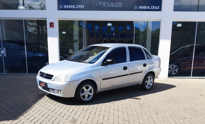 GM - Chevrolet Corsa Sedan 1.0 MPFI 8V 71cv 4p 2004 Gasolina