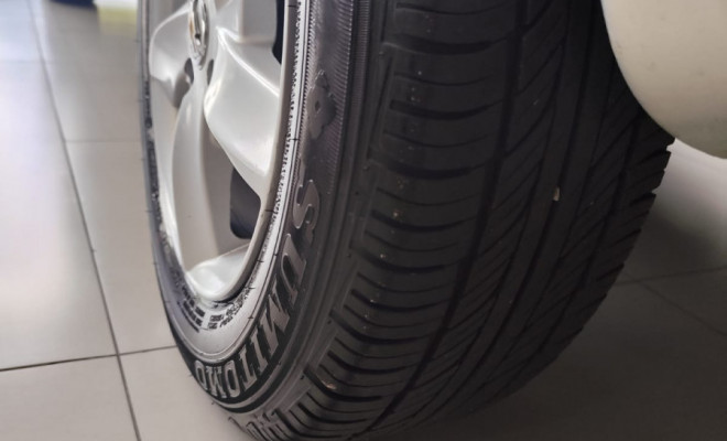 GM - Chevrolet Corsa Sedan 1.0 MPFI 8V 71cv 4p 2004 Gasolina-4