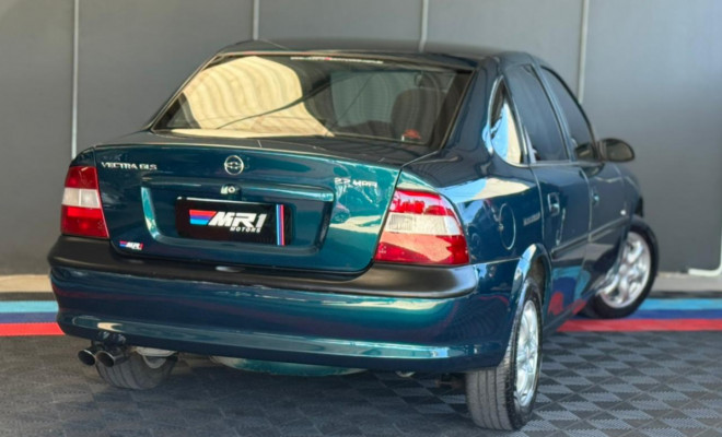 GM - Chevrolet Vectra GLS/Expres.2.2/ 2.0 e 2.0 CD 8V 1999 Gasolina-7