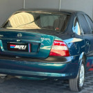 GM - Chevrolet Vectra GLS/Expres.2.2/ 2.0 e 2.0 CD 8V 1999 Gasolina-7