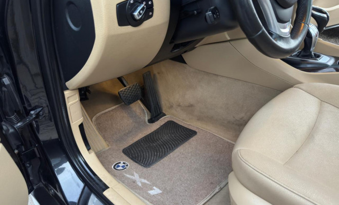 BMW X1 SDRIVE 20i 2.0/2.0 TB Acti.Flex Aut. 2014 Gasolina-22