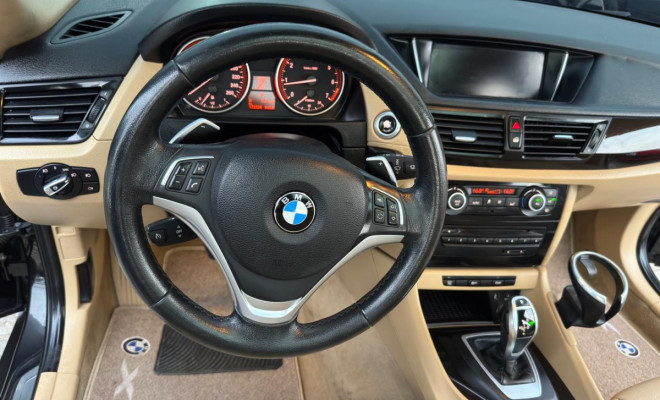 BMW X1 SDRIVE 20i 2.0/2.0 TB Acti.Flex Aut. 2014 Gasolina-4