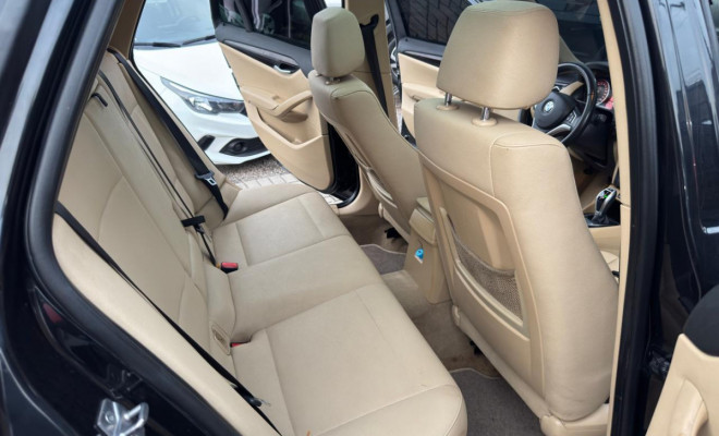 BMW X1 SDRIVE 20i 2.0/2.0 TB Acti.Flex Aut. 2014 Gasolina-6