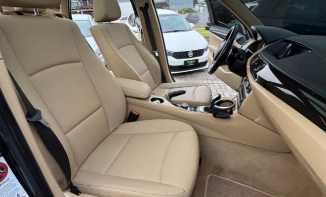 BMW X1 SDRIVE 20i 2.0/2.0 TB Acti.Flex Aut. 2014 Gasolina-28