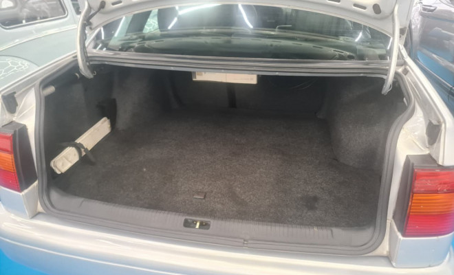 VW - VolksWagen Passat 2.0 1996 Gasolina-3