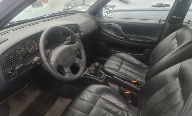 VW - VolksWagen Passat 2.0 1996 Gasolina-6