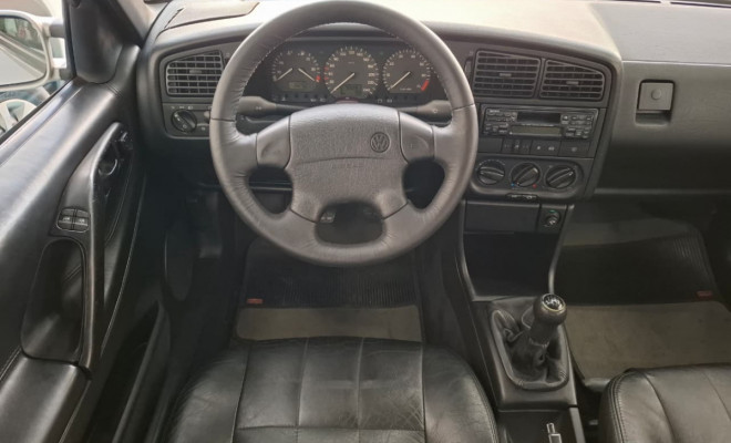 VW - VolksWagen Passat 2.0 1996 Gasolina-9