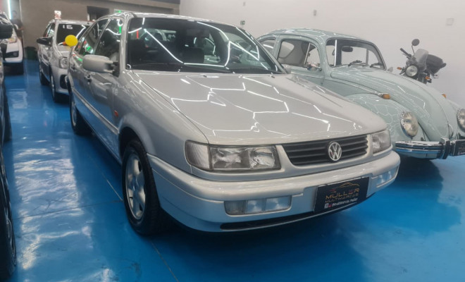 VW - VolksWagen Passat 2.0 1996 Gasolina-0