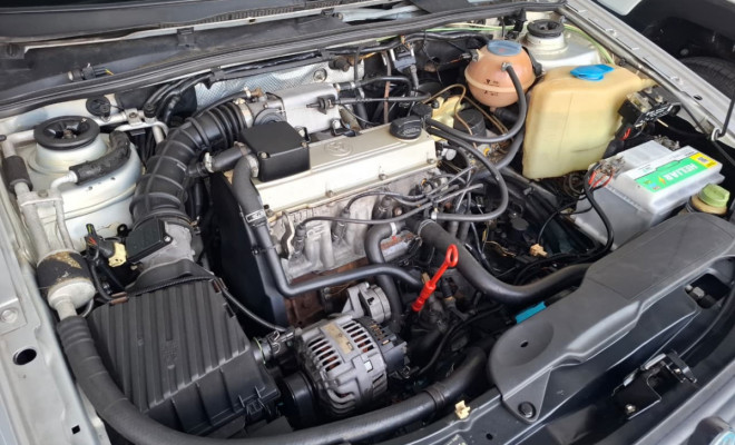 VW - VolksWagen Passat 2.0 1996 Gasolina-16