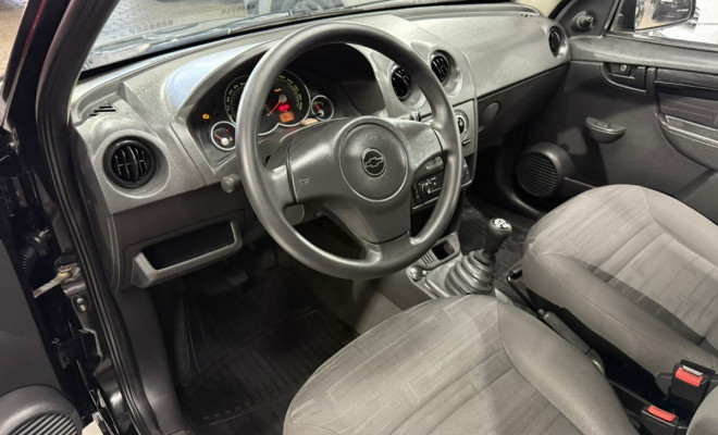 GM - Chevrolet PRISMA  Sed. Maxx/ LT 1.4 8V ECONOF. 4p 2009 Flex-6