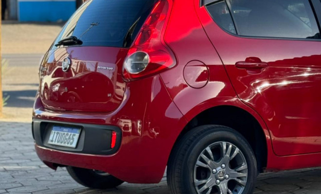 Fiat Palio ATTRA./ITÁLIA 1.4 EVO F.Flex 8V 5p 2013 Flex-4