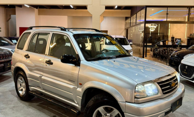 GM - Chevrolet TRACKER 2.0 16v 128cv MPFI 4x4 5p 2009 Gasolina-1