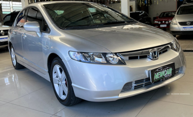 Honda Civic Sedan LXS 1.8/1.8 Flex 16V Mec. 4p 2008 Flex