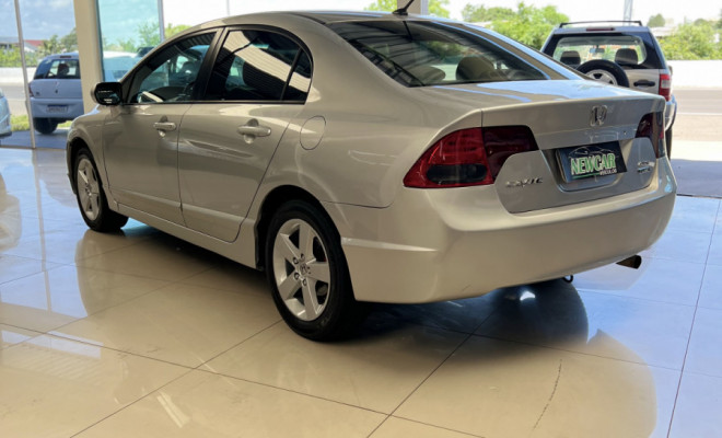 Honda Civic Sedan LXS 1.8/1.8 Flex 16V Mec. 4p 2008 Flex-4