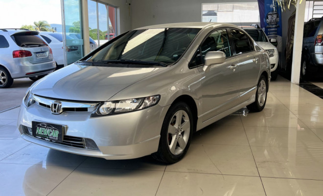 Honda Civic Sedan LXS 1.8/1.8 Flex 16V Mec. 4p 2008 Flex-1