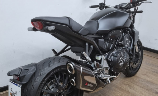 HONDA CB 1000R/ABS 2024 Gasolina-11