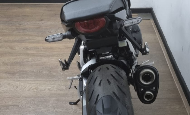 HONDA CB 1000R/ABS 2024 Gasolina-10