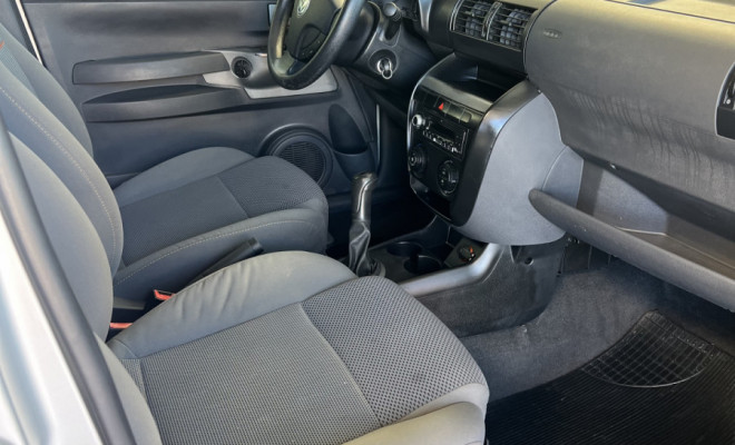 VW - VolksWagen Fox 1.0 Mi Total Flex 8V 5p 2010 Flex-6