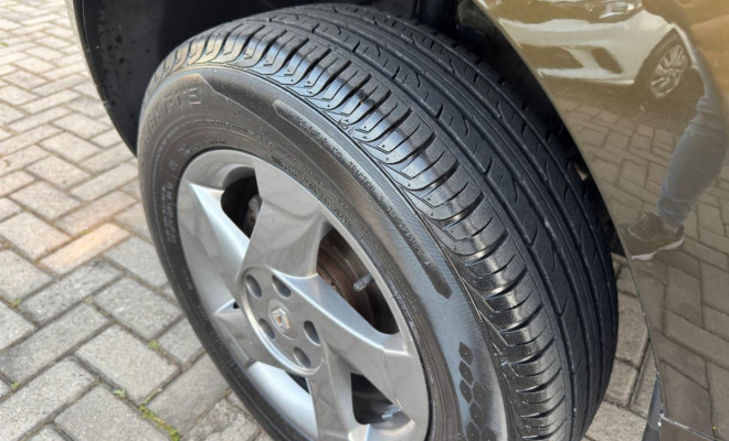 Renault DUSTER Dynamique 1.6 Flex 16V Mec. 2013 Flex-8