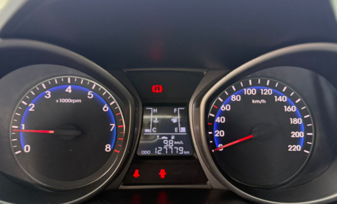 Hyundai HB20 C./C.Plus/C.Style 1.6 Flex 16V Mec. 2013 Flex-1