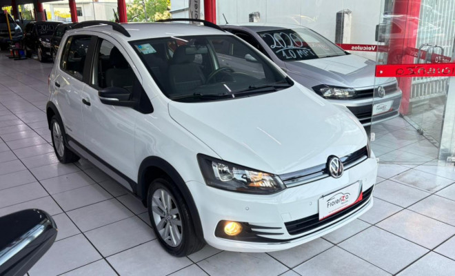 VW - VolksWagen Fox TRACK 1.0 Flex 12V 5p 2018 Flex-1
