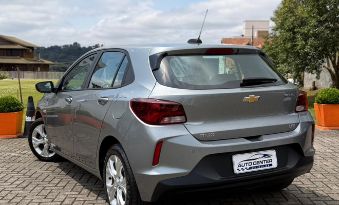GM - Chevrolet ONIX HATCH LTZ 1.0 12V TB Flex 5p Aut. 2024 Flex-9