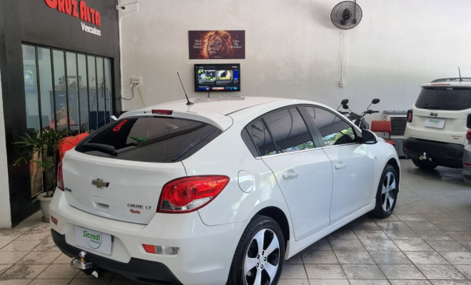 GM - Chevrolet CRUZE HB Sport LT 1.8 16V FlexP. 5p Aut 2014 Flex-3