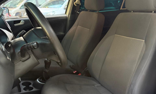 VW - VolksWagen Gol (novo) 1.0 Mi Total Flex 8V 4p 2014 Flex-3