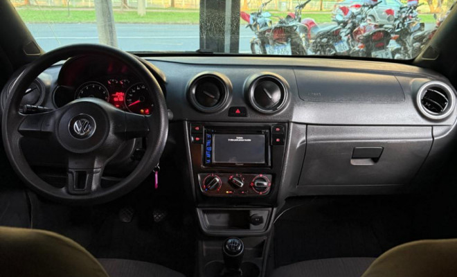 VW - VolksWagen Gol (novo) 1.0 Mi Total Flex 8V 4p 2014 Flex-6