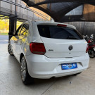 VW - VolksWagen Gol (novo) 1.0 Mi Total Flex 8V 4p 2014 Flex-2