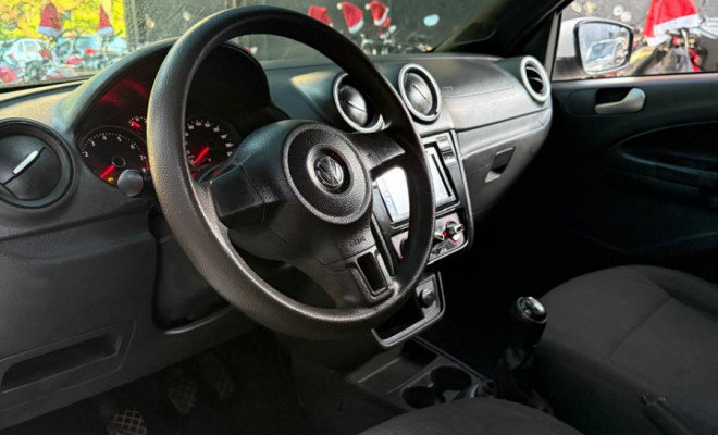 VW - VolksWagen Gol (novo) 1.0 Mi Total Flex 8V 4p 2014 Flex-7