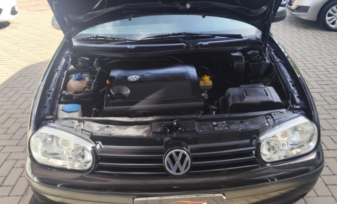VW - VolksWagen Golf 1.6 Mi Trip/ Sport 101cv 8V 2003 Gasolina-6