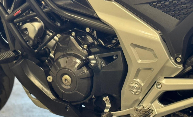 HONDA NC 750X/NC 750X ABS 2022 Gasolina-10