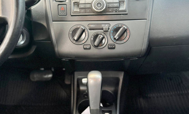 Nissan TIIDA Sedan 1.8 16V Flex Fuel 4p Aut. 2013 Flex-8