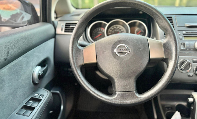 Nissan TIIDA Sedan 1.8 16V Flex Fuel 4p Aut. 2013 Flex-10