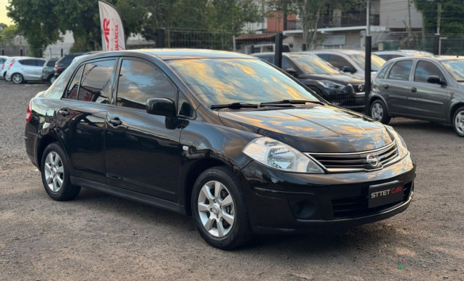 Nissan TIIDA Sedan 1.8 16V Flex Fuel 4p Aut. 2013 Flex-0