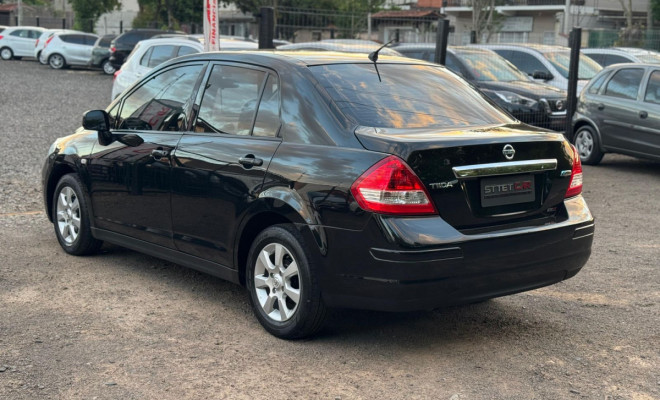 Nissan TIIDA Sedan 1.8 16V Flex Fuel 4p Aut. 2013 Flex-1