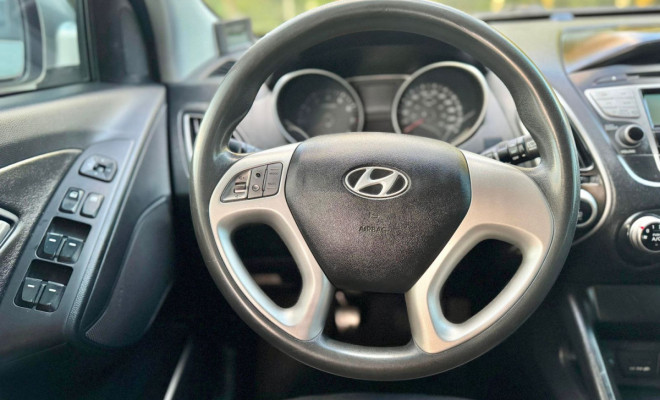 Hyundai ix35 2.0 16V 170cv 2WD/4WD Mec. 2011 Flex-10
