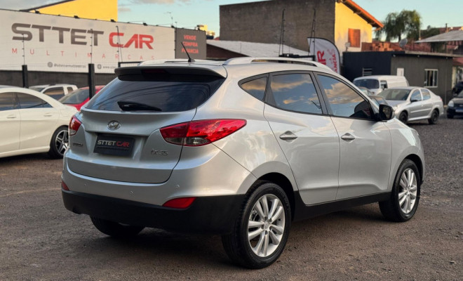 Hyundai ix35 2.0 16V 170cv 2WD/4WD Mec. 2011 Flex-1
