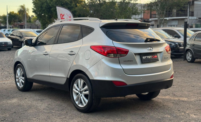 Hyundai ix35 2.0 16V 170cv 2WD/4WD Mec. 2011 Flex-2