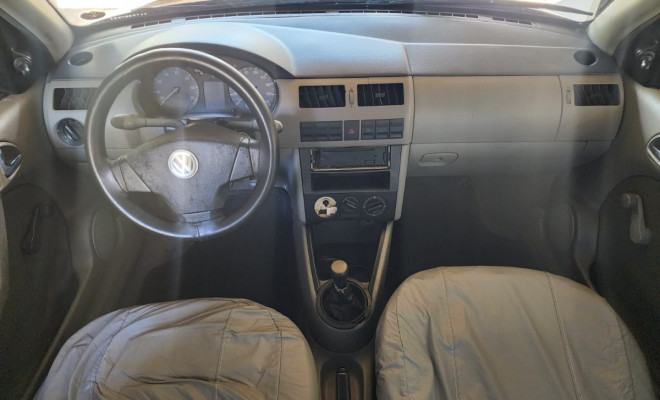 VW - VolksWagen Gol 1.0 Plus 16v 4p 2000 Gasolina-5