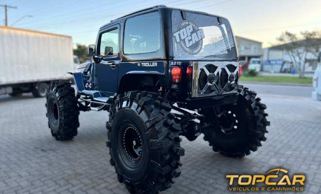 Troller T-4 4x4 2.8 TB Int. Cap. Rígida Diesel 2002 Diesel-4