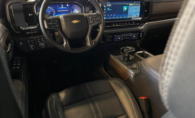GM - Chevrolet Silverado High Country 5.3 V8 AWD Aut. 2024 Gasolina-5