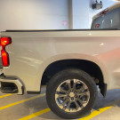 GM - Chevrolet Silverado High Country 5.3 V8 AWD Aut. 2024 Gasolina-4