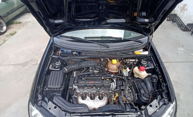 GM - Chevrolet Classic Life/LS 1.0 VHC FlexP. 4p 2014 Flex-5