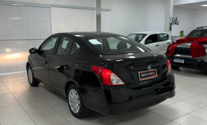 Nissan VERSA 1.0 12V FlexStart 4p Mec. 2017 Flex-12