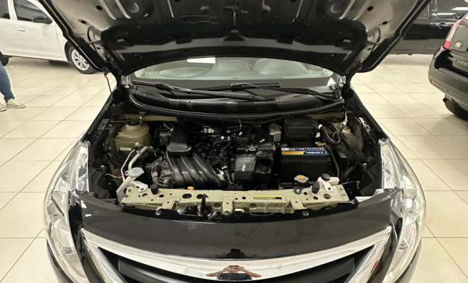 Nissan VERSA 1.0 12V FlexStart 4p Mec. 2017 Flex-10