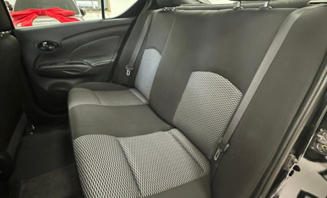 Nissan VERSA 1.0 12V FlexStart 4p Mec. 2017 Flex-9