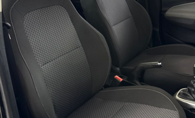 GM - Chevrolet ONIX HATCH LT 1.0 8V FlexPower 5p Mec. 2017 Flex-28